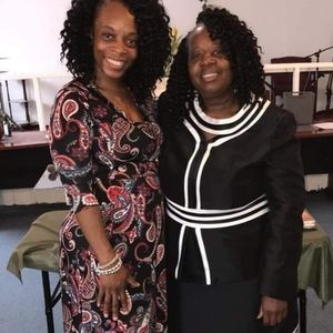 Meet your Posher, Carolyn